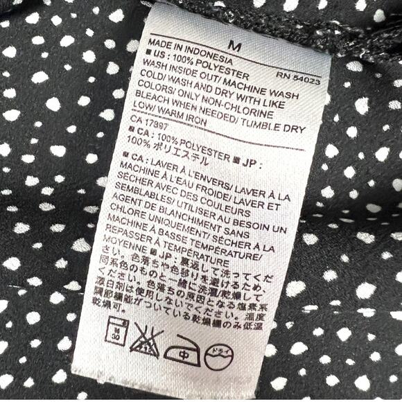 Banana Republic Factory Top Black White Dot Prink Pintuck Short Sleeve Women's M - Picture 7 of 10